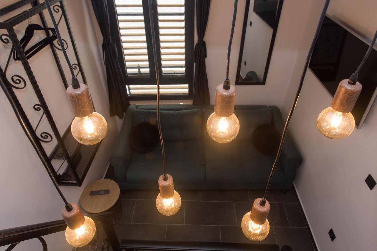 Amaizing Apartment Near Airport Kastel Stafilic Ngoại thất bức ảnh