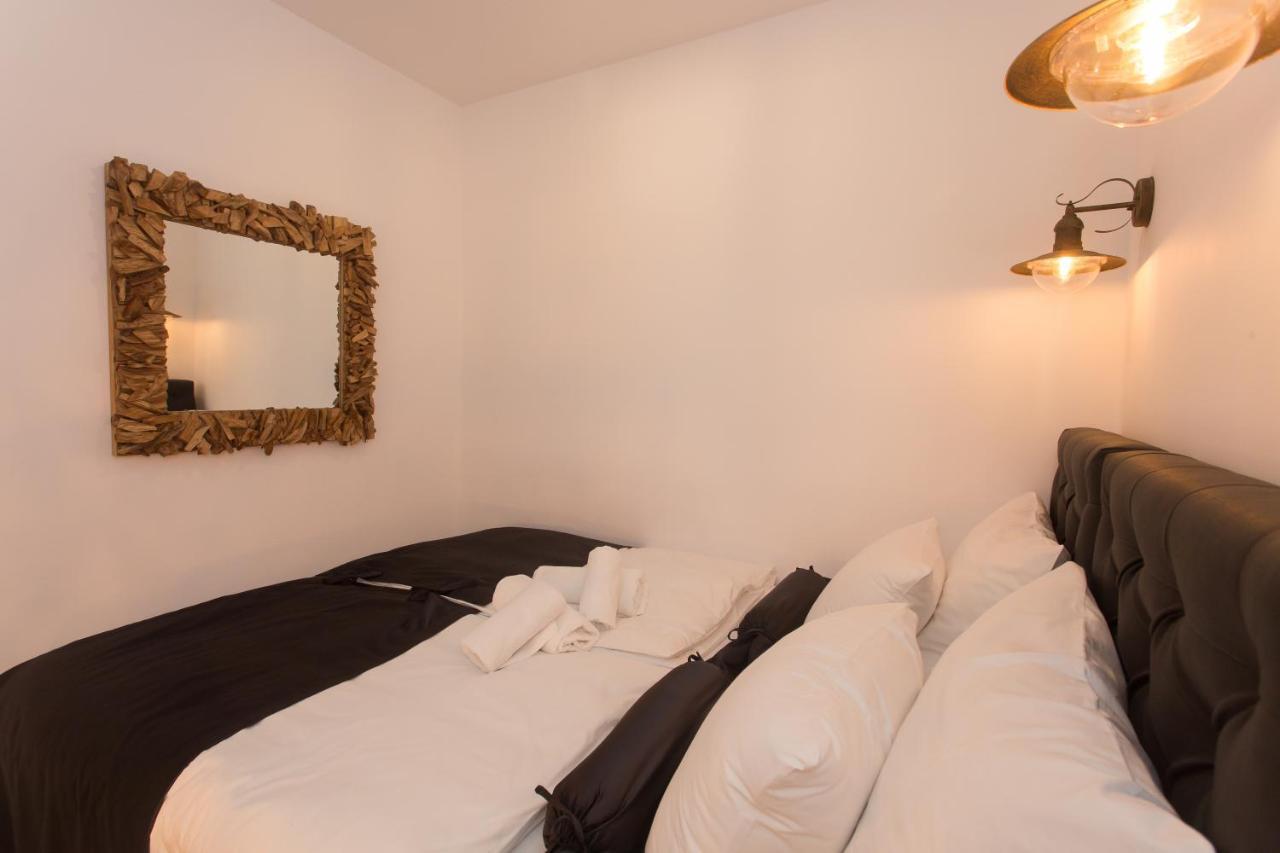 Amaizing Apartment Near Airport Kastel Stafilic Ngoại thất bức ảnh