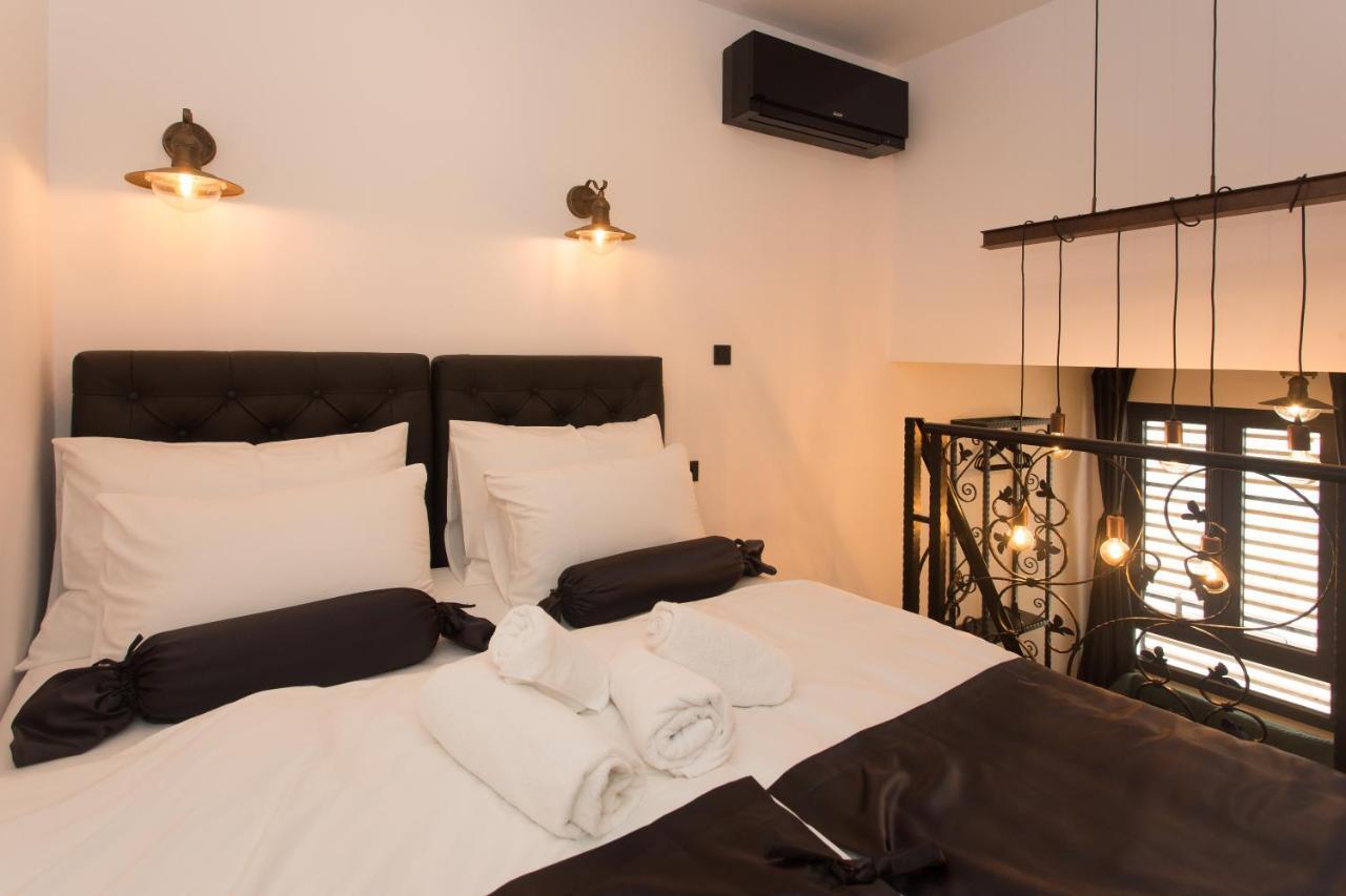Amaizing Apartment Near Airport Kastel Stafilic Ngoại thất bức ảnh